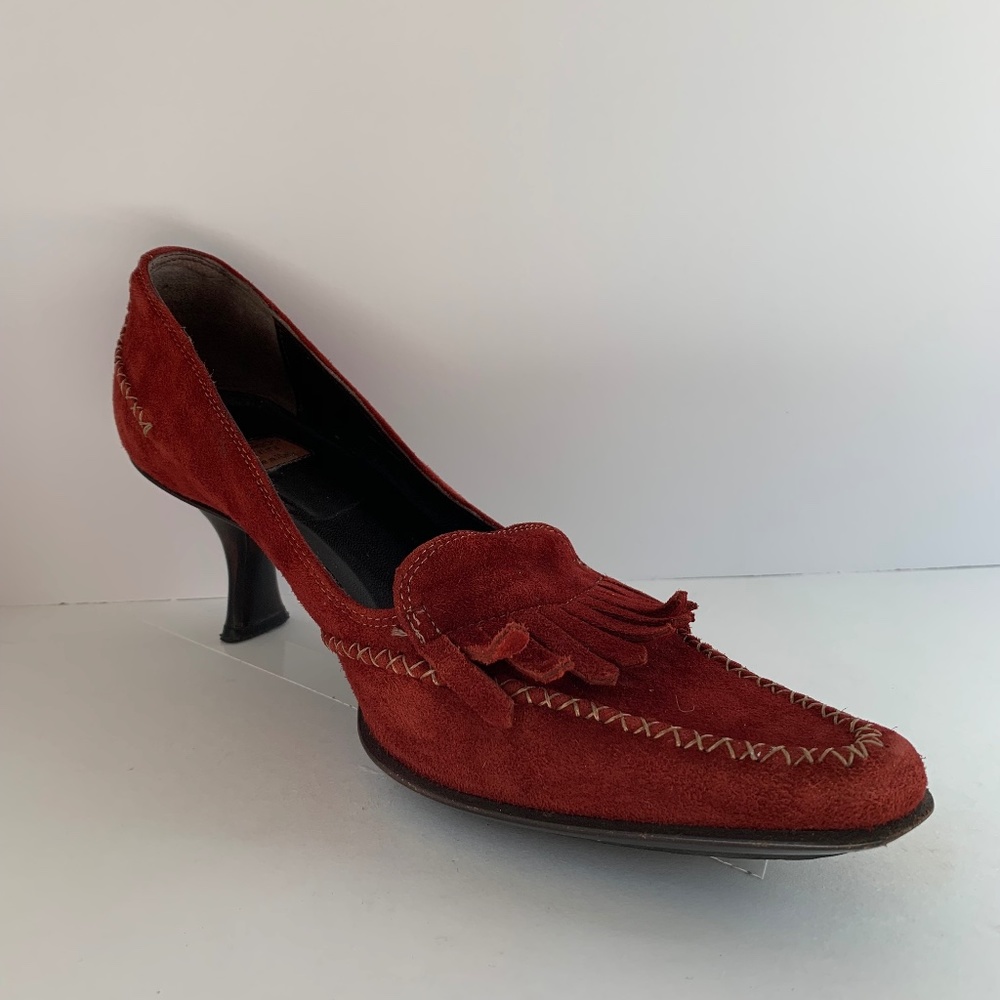 Goffredo Fantini Dark Red Suede Pointed Kitten Heel Pumps